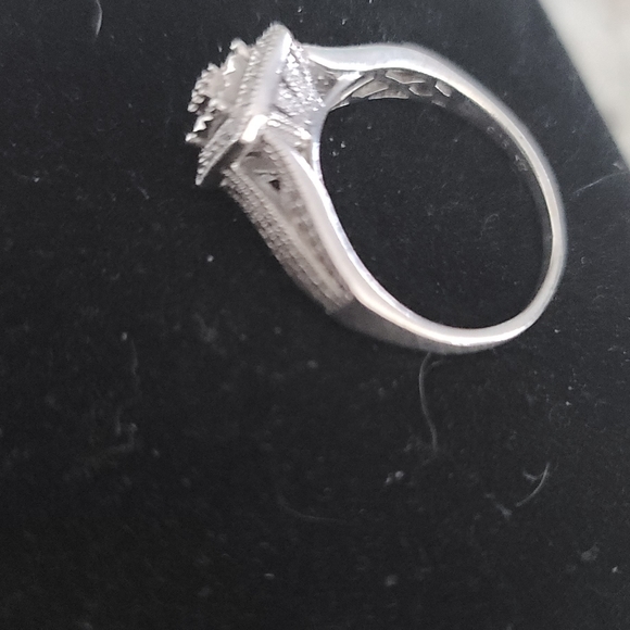 Diamond Ring - Picture 6 of 12